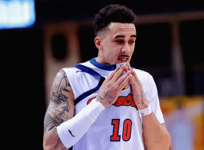 龙珠直播体育-奎因全场18中6，三分6中0得到14分2篮板6助攻2抢断1盖帽